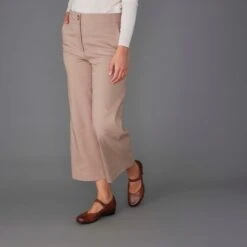 Dansko Fawna Chestnut Burnished Calf -Dansko Shoe Store f23 fayette fawna chestnut lifestyle 2400x2400 1